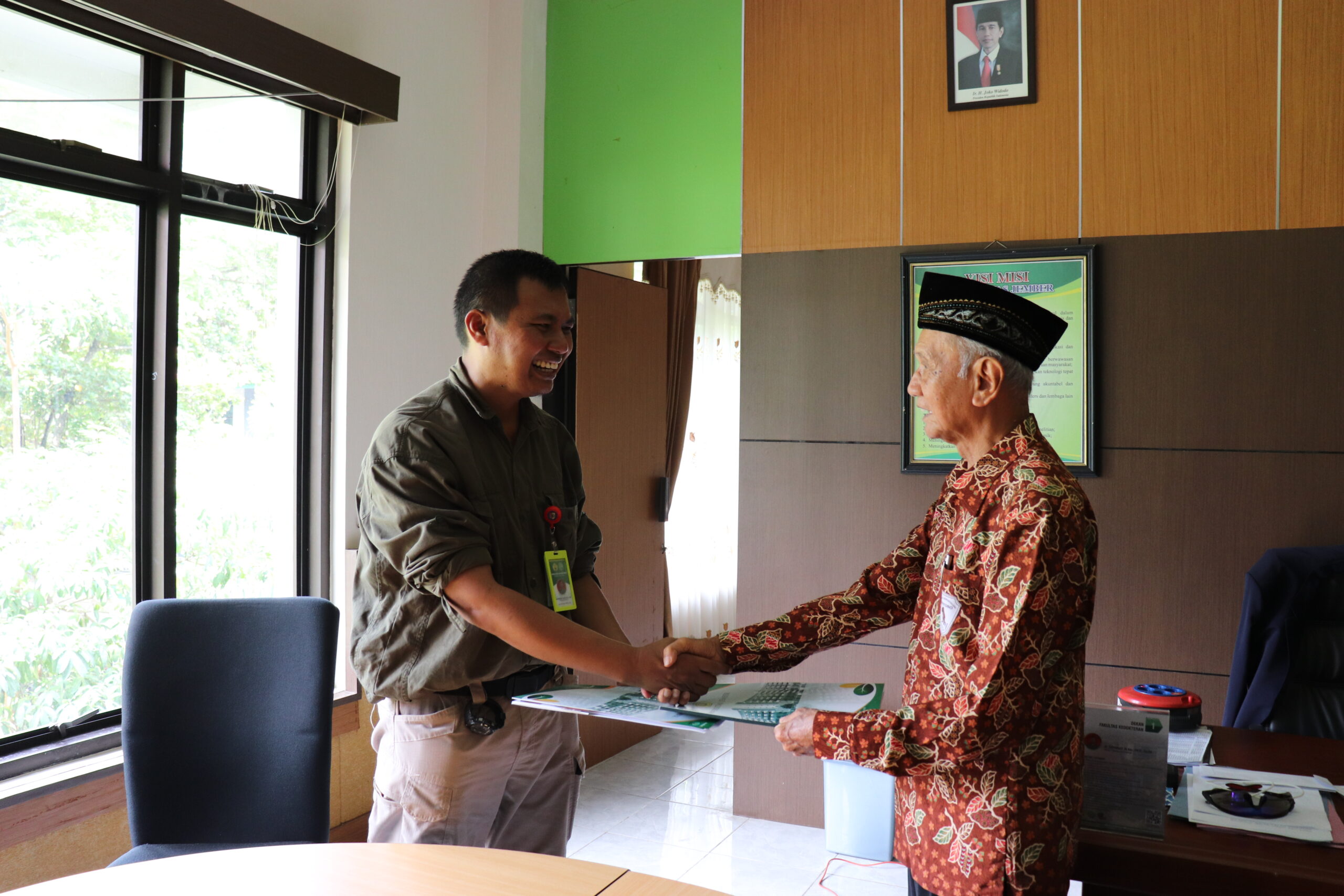 Bantu Lansia Kabupaten Jember, Fakultas Kedokteran MoU dengan Yayasan Gerontologi Abiyoso