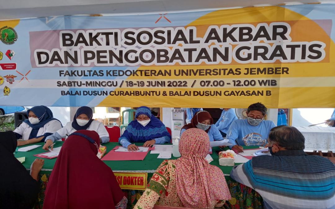 Bakti Sosial Akbar Jenggawah: Berpadunya Civitas Agromedis, Perangkat Desa dan Keluarga Petani