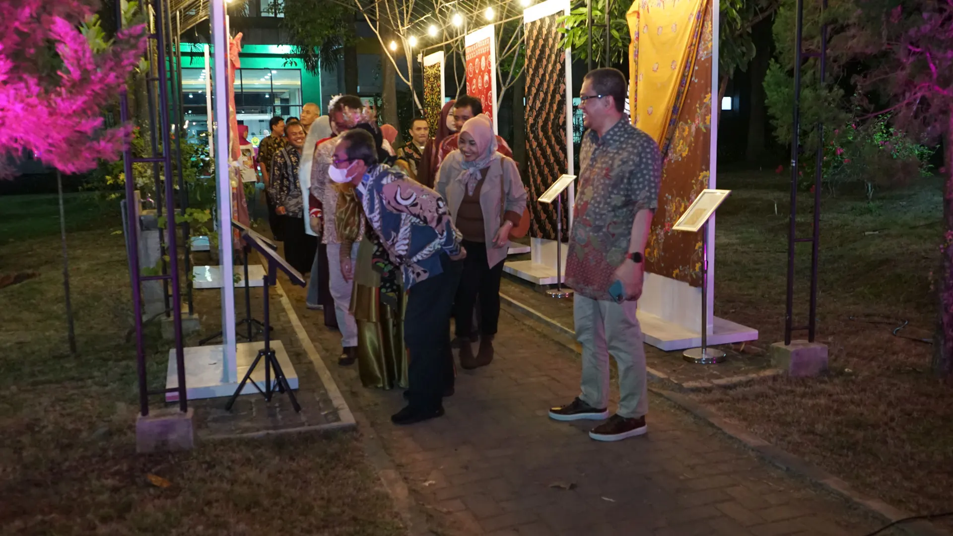 Produk Unggulan Batik Agromedis Fakultas Kedokteran UNEJ Siap Perkaya Keberagaman Batik di Indonesia