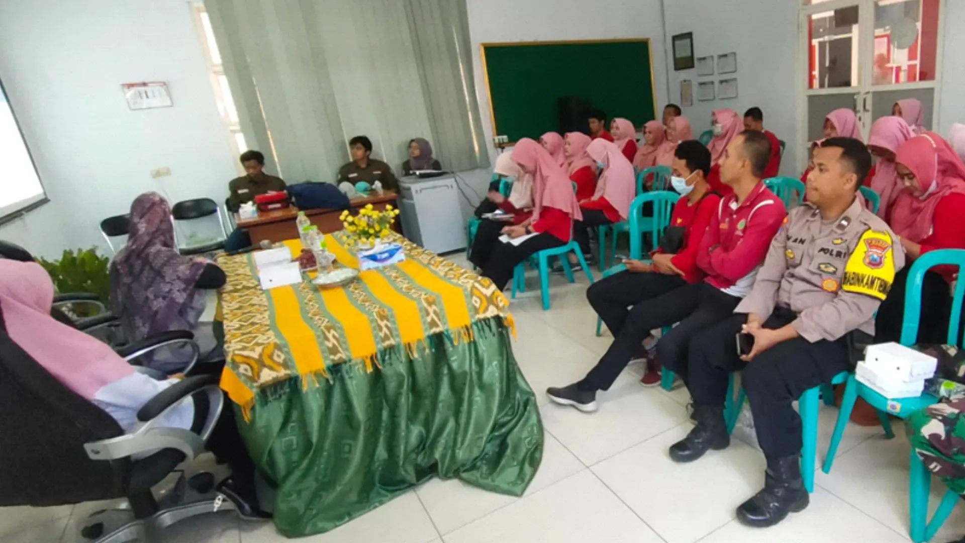 Puskesmas Lojejer Gandeng Dosen dan TBM Vertex adakan Workshop Bantuan Hidup Dasar