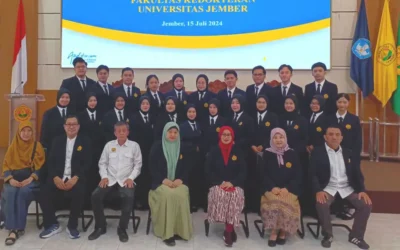 Sebanyak 22 Yudisi Ucapkan Janji Dokter Muda dalam Yudisium Sarjana Periode 1 Tahun Akademik 2024/2025 di FK UNEJ