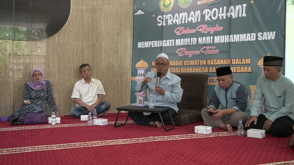 Fakultas Kedokteran Universitas Jember Peringati Maulid Nabi Muhammad SAW 1446H dengan Santunan Anak Yatim