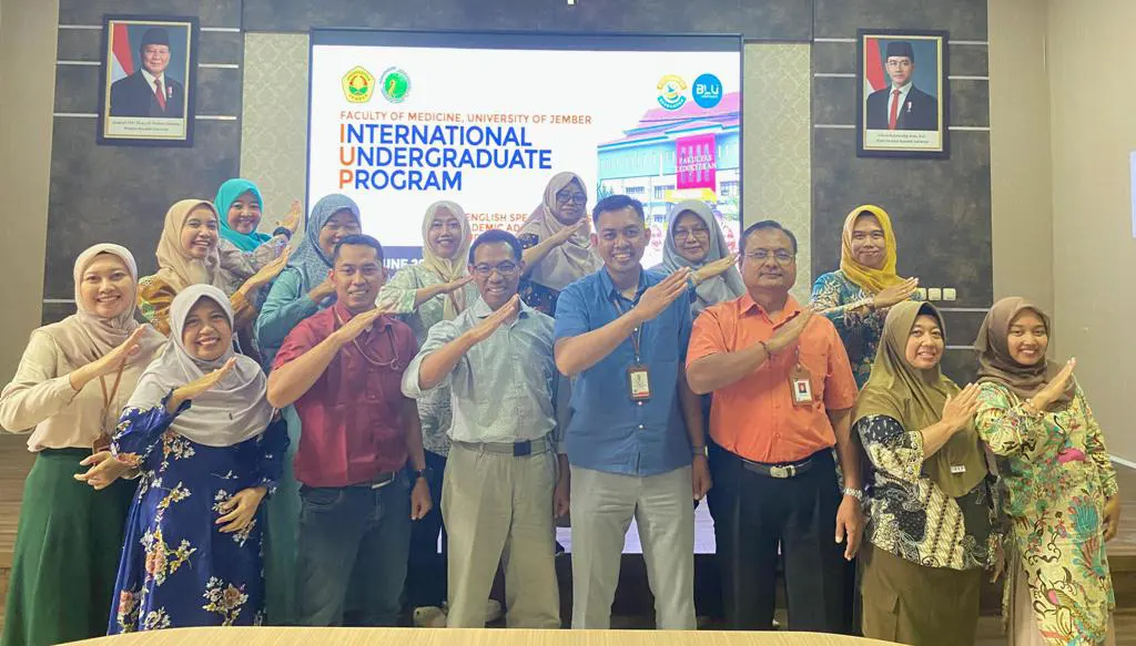 FK UNEJ Gelar English Speaking Class untuk Tenaga Kependidikan dalam Rangka Persiapan Pembukaan IUP