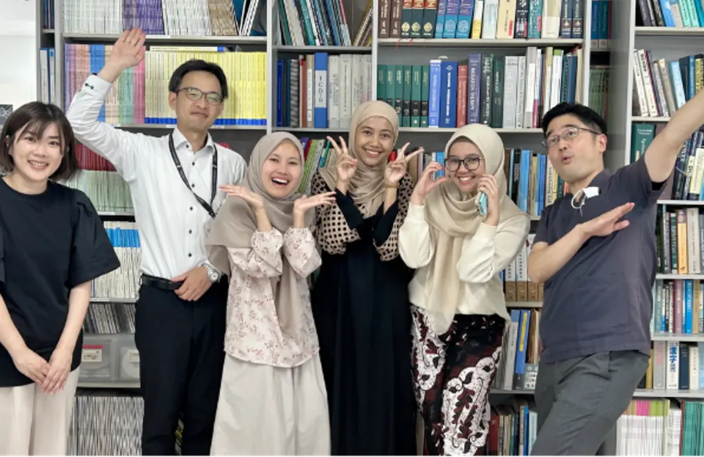Dua Mahasiswa FK UNEJ Ikuti Program Exchange di Kagoshima University, Jepang